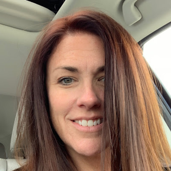 Meet your Posher, Kristen - Picture 1 of 1